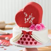 Valentines Cupcake and Cake Decor