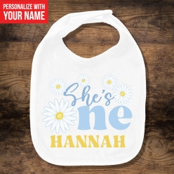 50% OFF: Daisy Cute Personalized Bib