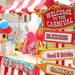 Carnival Party Supplies, Decor & Prizes