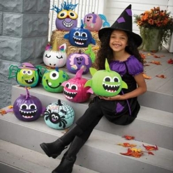 Halloween Pumpkin Decorating Kits Canada