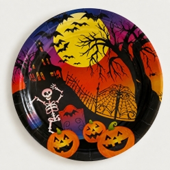 **Spooky Central Dessert Plates - 8 PK